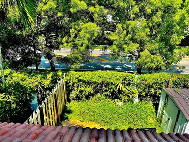 4877 NW 114th Ct, Doral, FL 33178 - photo 6