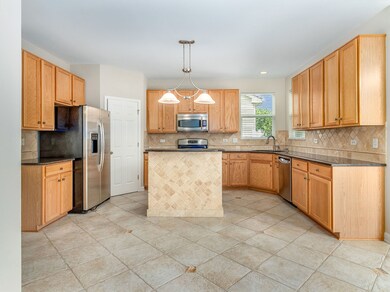 24206 Apple Tree Ln, Plainfield, IL 60585 - photo 7