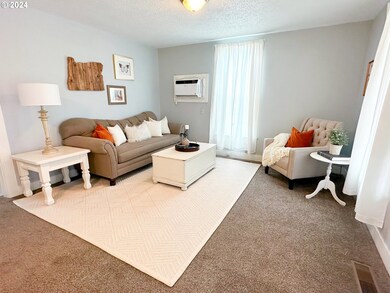 1014 SW Frazer Ave, Pendleton, OR 97801 - photo 5