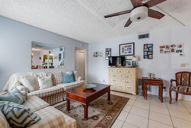 108 Lake Pine Cir unit A-1, Greenacres, FL 33463 - photo 3