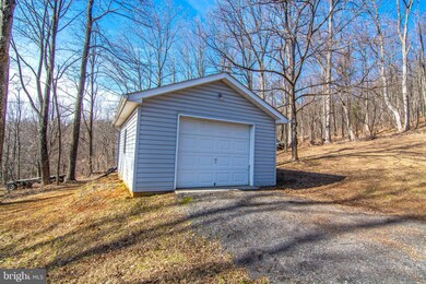 852 Freezeland Rd, Linden, VA 22642 - photo 7