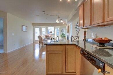 Kitchen Living Rm