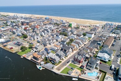 27 Center St, Sea Bright, NJ 07760 - photo 7