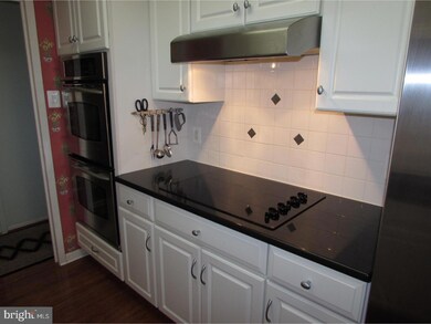 The Trianon unit 306, Bala Cynwyd, PA 19004 - photo 6