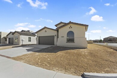 13800 Paseo de Plata Dr, Horizon City, TX 79928 - photo 3