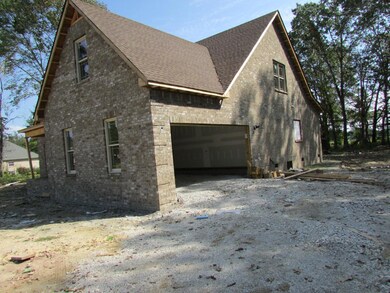 443 Whispering Winds Dr, Manchester, TN 37355 - photo 2