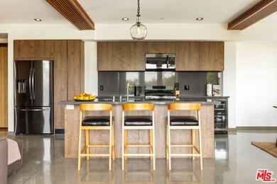 547 N Sweetzer Ave unit 102, West Hollywood, CA 90048 - photo 5