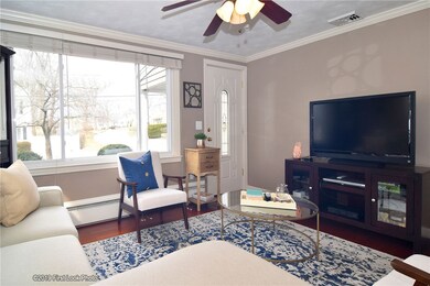 24 Fernwood Dr, Cranston, RI 02920 - photo 5