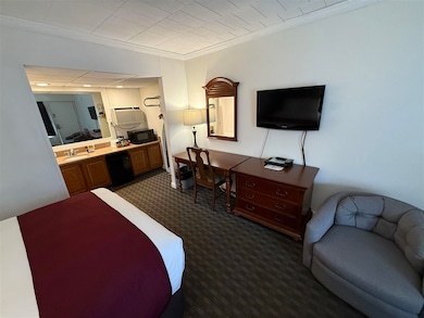 111 Pine River Door #17 unit Door 17, Charlevoix, MI 49720 - photo 3