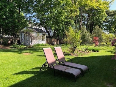 32 Pleasant St, Concord, MA 01742 - photo 3