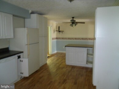 114 Ferdinand Ave, Glen Burnie, MD 21061 - photo 2