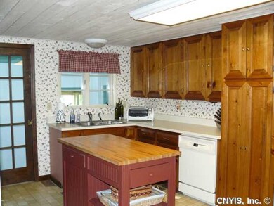 Kitchen Center Island And Plenty Of Cabinet Space