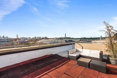 Parris Landing unit 3513, Charlestown, MA 02129 - photo 3