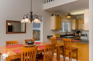 Dining Room/Kitchen