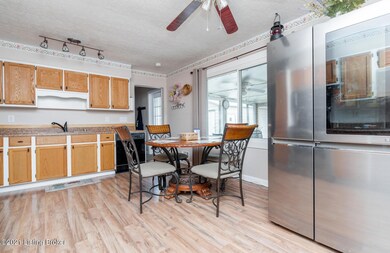 1419 Fisher Ln, Mount Washington, KY 40047 - photo 6