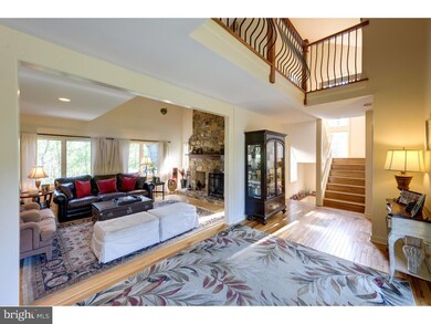 127 Locust Grove Rd, Bryn Mawr, PA 19010 - photo 2