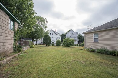 90 Exeter Ave, Pawtucket, RI 02860 - photo 6