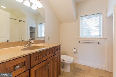 542 E Hector St unit 5, Conshohocken, PA 19428 - photo 5