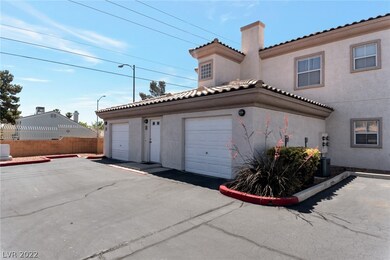 Includes attached 1 car garage!