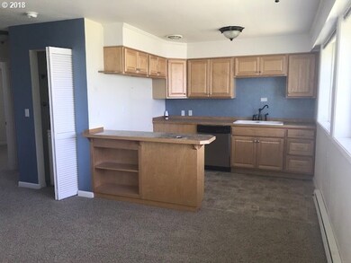 Kitchen/Living Room