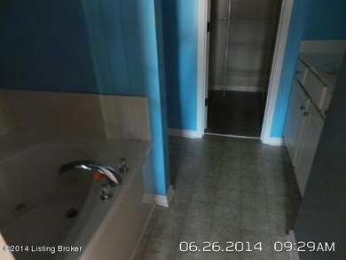 10118 Trotter Trace, Louisville, KY 40228 - photo 7