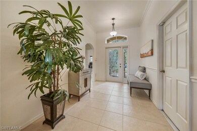 Large Enry/Foyer with access to Guest Bedrooms