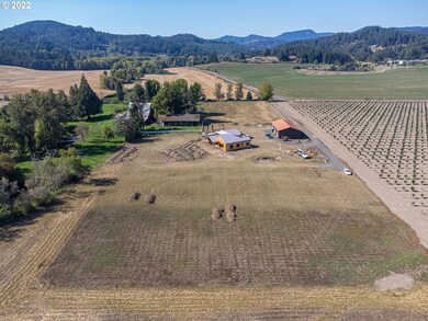 13425 Baker Creek Rd unit 2, McMinnville, OR 97128 - photo 5