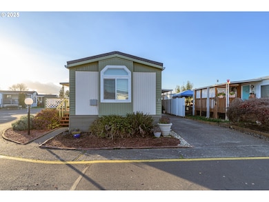 2902 E 2nd St unit 108, Newberg, OR 97132 - photo 4