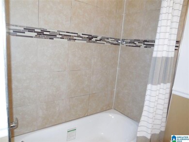 2112 Merry Dr NE, Birmingham, AL 35215 - photo 7