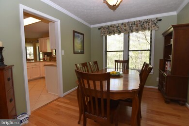 23242 Holly Hill Ln, California, MD 20619 - photo 5