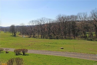 4109 Dillingersville Rd, Zionsville, PA 18092 - photo 4