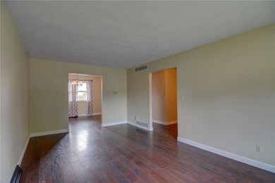 Living to dining view