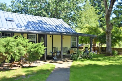 1670 Russell Rd, Merlin, OR 97532 - photo 3