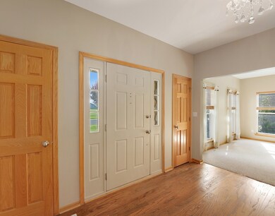 W134N6759 Wild Rose Ct, Menomonee Falls, WI 53051 - photo 3