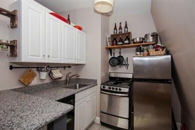 539 E 4th St unit 2, Boston, MA 02127 - photo 5