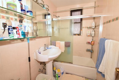 138-15 Franklin Ave unit 118, Flushing, NY 11355 - photo 5