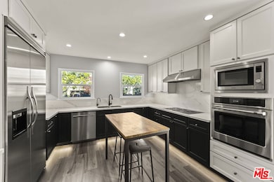 2654 33rd St, Santa Monica, CA 90405 - photo 5