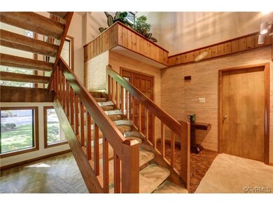 Gorgeous open Foyer