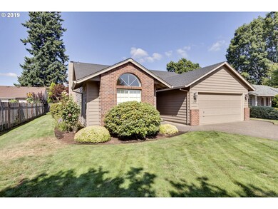 1815 N Laurelwood Loop, Canby, OR 97013 - photo 2