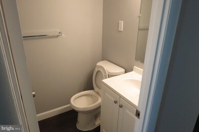 132 Daimler Dr unit 6, Capitol Heights, MD 20743 - photo 6