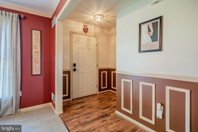 979 Walnut St, Honey Brook, PA 19344 - photo 3