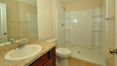 111Valencia_OwnersBath
