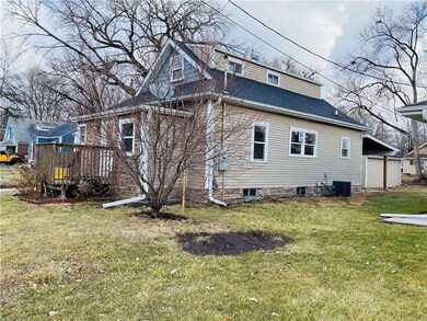 807 E 23rd St, Des Moines, IA 50317 - photo 4