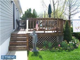 248 W 8th St, Red Hill, PA 18076 - photo 2