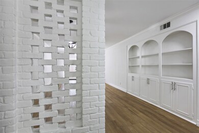 857 Wax Myrtle Ln unit 4, Houston, TX 77079 - photo 4