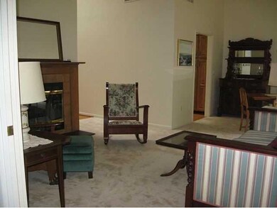 Living Room THE EXPANSIVE LIVING/DINING ROOMS FEAT