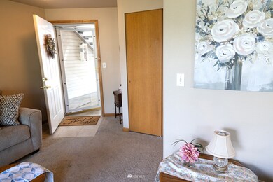 4242 Wintergreen Cir unit 265, Bellingham, WA 98226 - photo 2