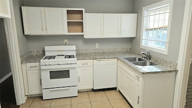 6018 Beldart St, Houston, TX 77033 - photo 7