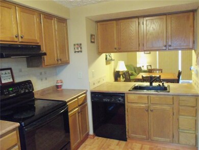 EQUIPPED KITCHEN