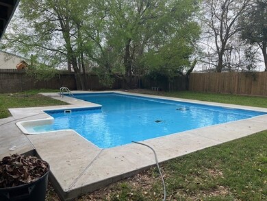 17110 Townes Rd, Friendswood, TX 77546 - photo 2